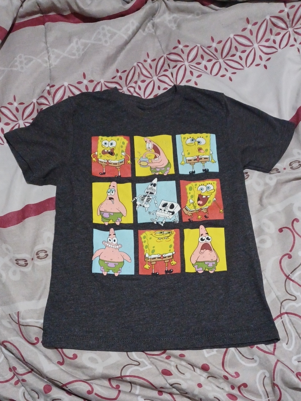 Kids SpongeBob SquarePants Dark Gray Graphic Tee Shirt Size Small 8